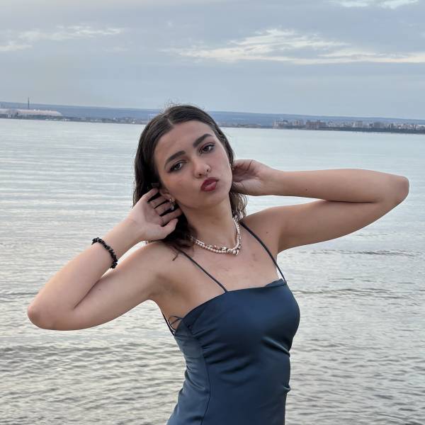 modelka s ID 040202Z998 p016