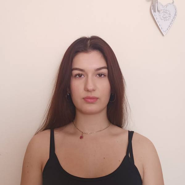 modelka s ID 040204FBV0 p016