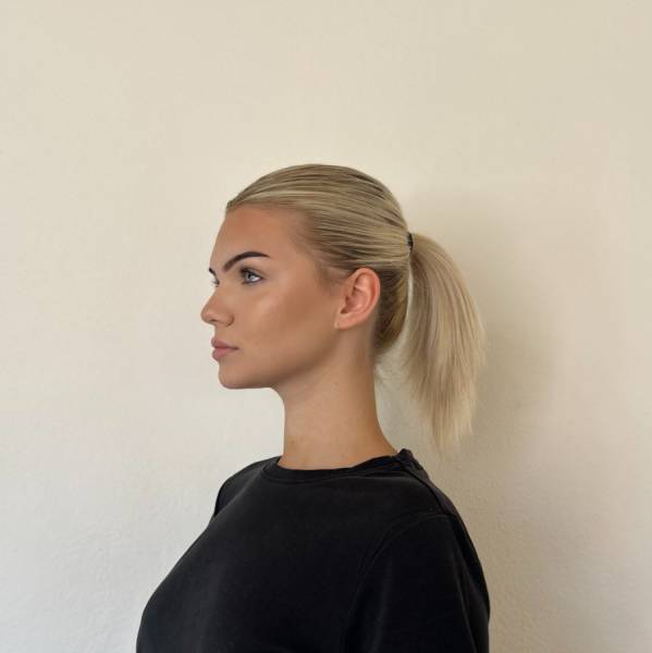 modelka s ID 040204I9GI p019