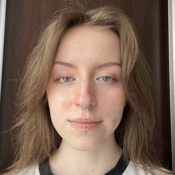 modelka s ID 0402092H3K p017