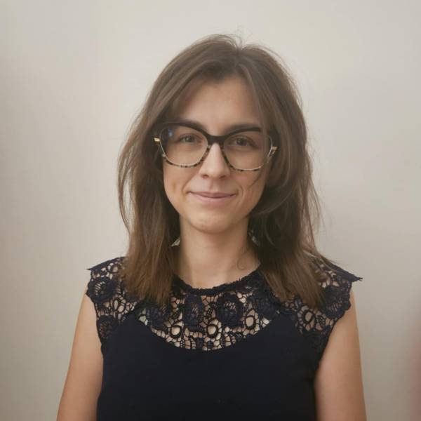 modelka s ID 04020G8J81 p017