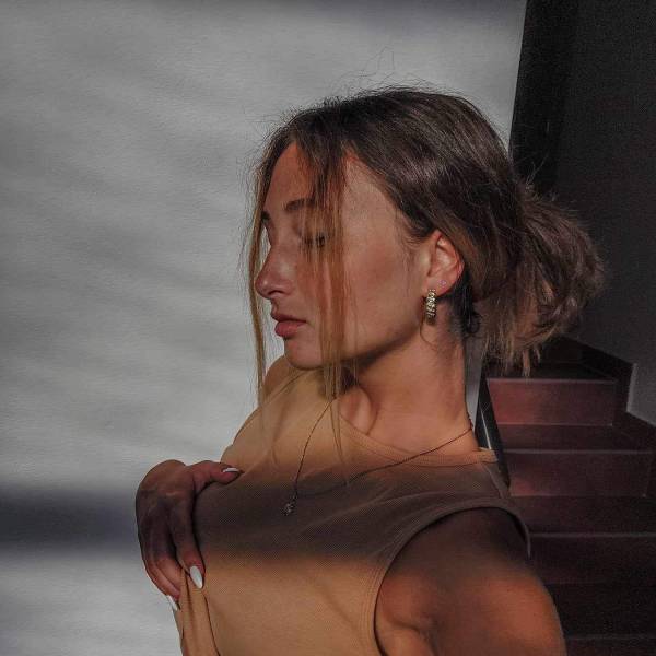 modelka s ID 04020IPBP6 p019