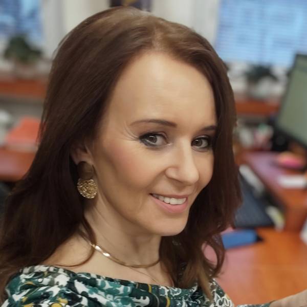 modelka s ID 0402103GNF p019