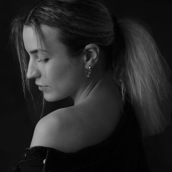 modelka s ID 040216WPY8 p019