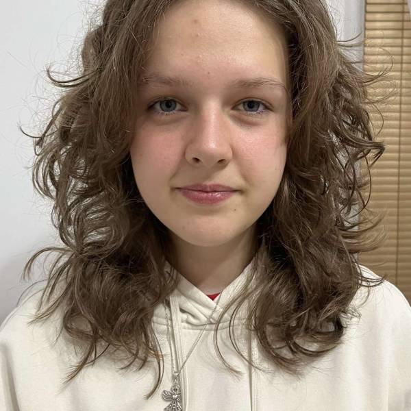 modelka s ID 04021XY4TJ p016