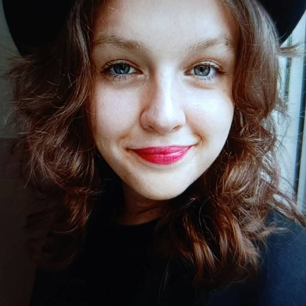 modelka s ID 04021XY4TJ p017