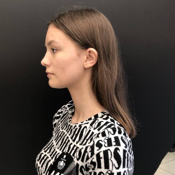 modelka s ID 04021YJENQ p019