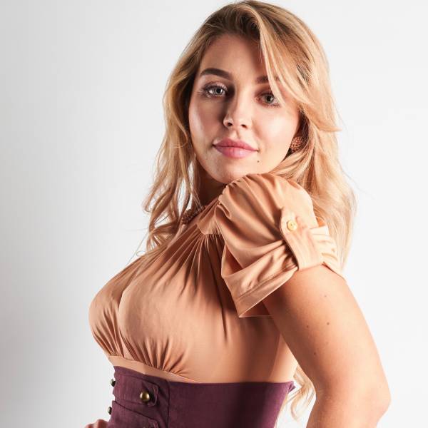 modelka s ID 0402260HN8 p016