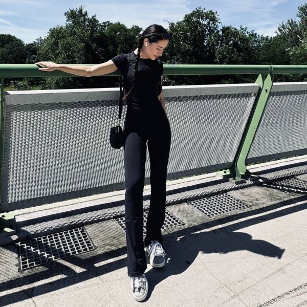 modelka s ID 040229FGGL p018