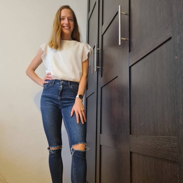 modelka s ID 04022B76RA p018