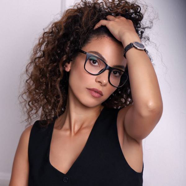 modelka s ID 04022CB8IB p016