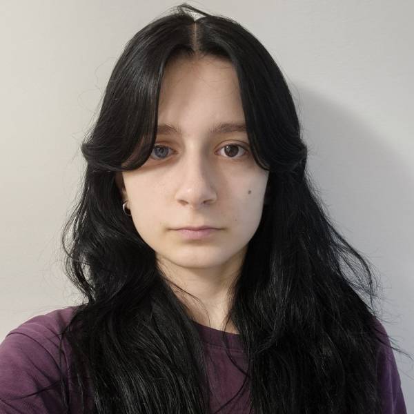 modelka s ID 04022T6VBR p016