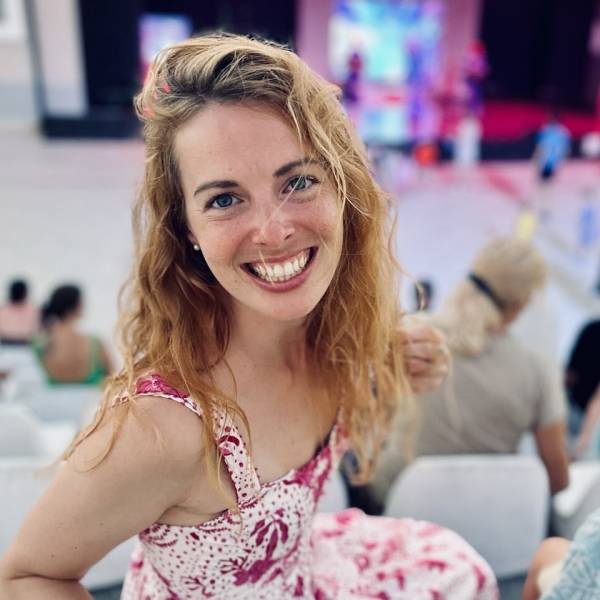 modelka s ID 04022Z4BDV p017