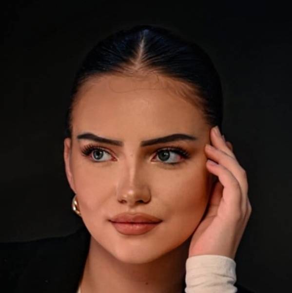 modelka s ID 04023PQB82 p017