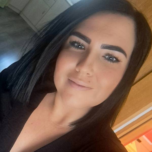 modelka s ID 04023QQ92L p017