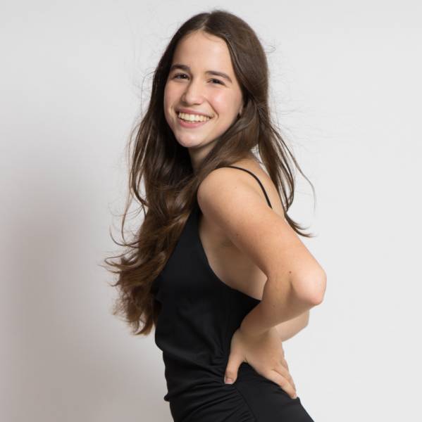 modelka s ID 04023RZSA9 p017