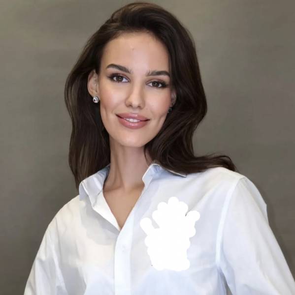 modelka s ID 04023TFDVJ p017