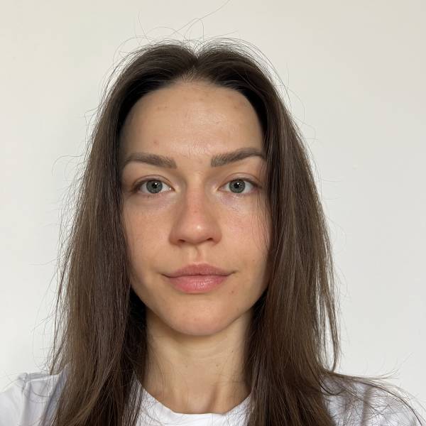 modelka s ID 04023YXQ9I p017