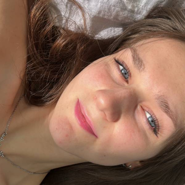 modelka s ID 040240HS7G p017