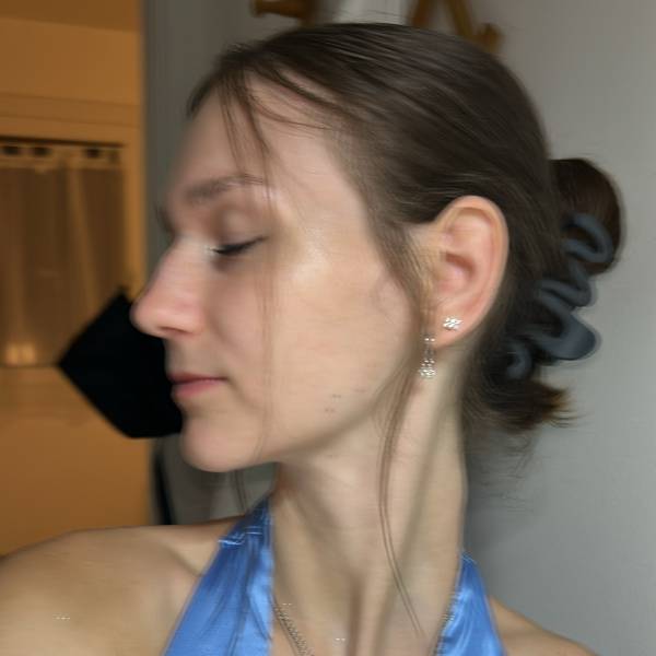 modelka s ID 040240HS7G p019