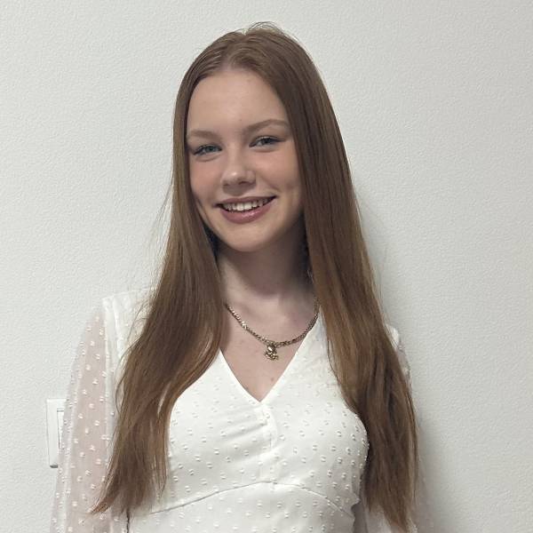 modelka s ID 04024GFL2M p017