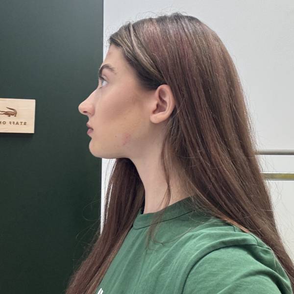 modelka s ID 04024HEVNQ p018