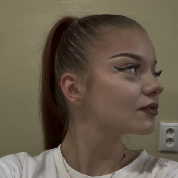 modelka s ID 04024STOOR p019