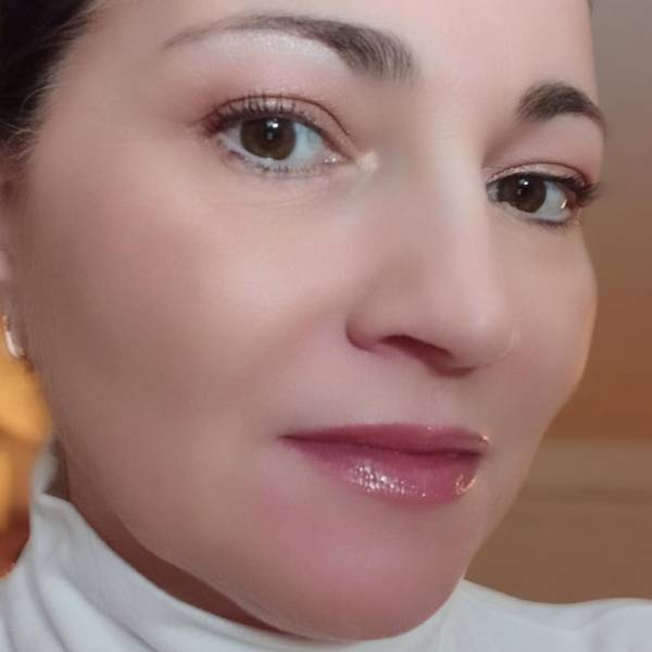 modelka s ID 040256BGX6 p019