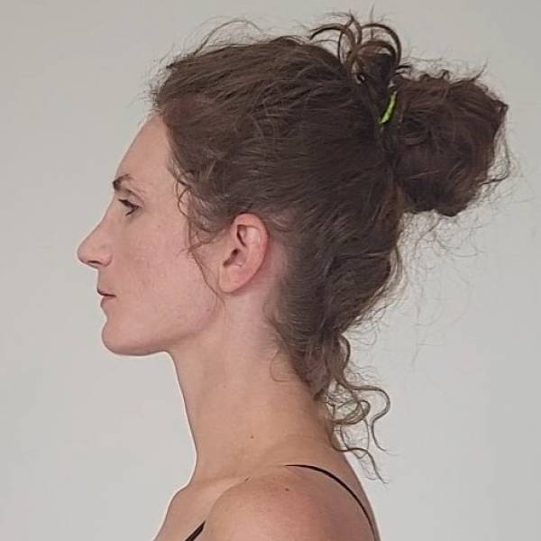 modelka s ID 04025JL5B5 p019