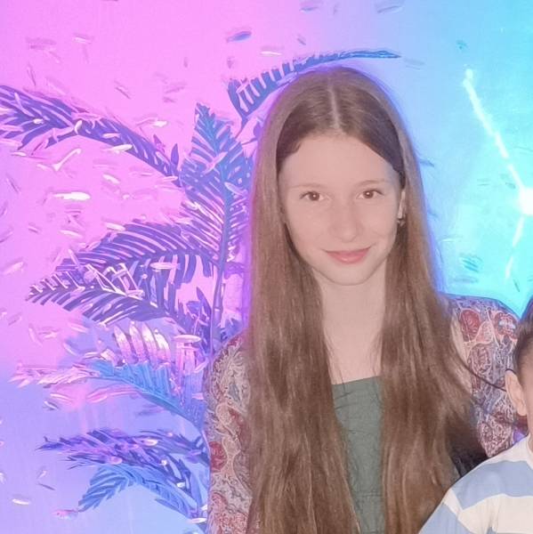 modelka s ID 04025KU1VE p016