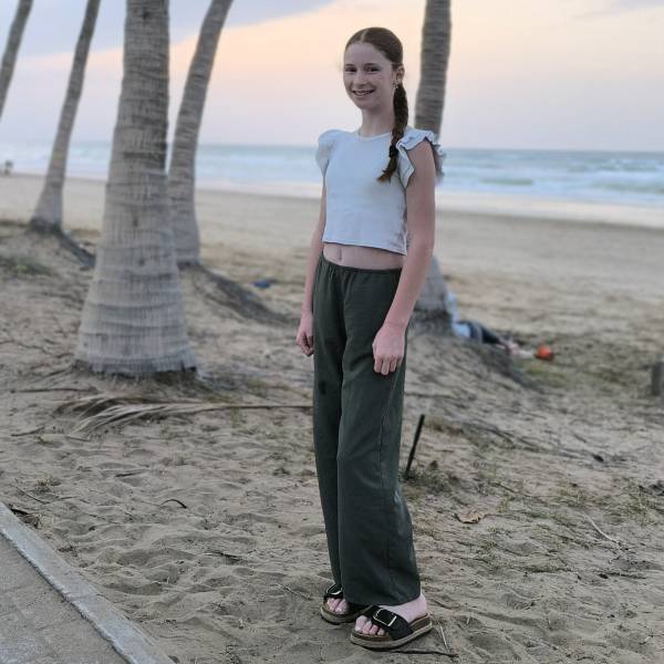 modelka s ID 04025KU1VE p018