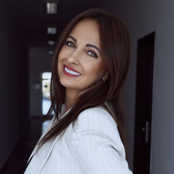 modelka s ID 04025MJB0G p019