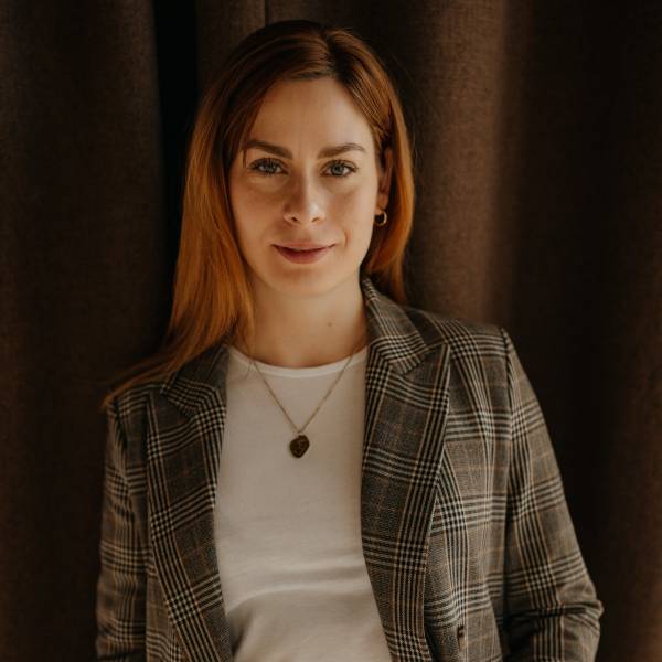 modelka s ID 04025NYQG4 p017