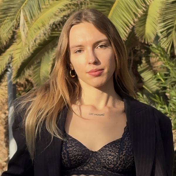 modelka s ID 04025VSMEP p017