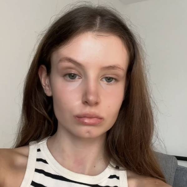 modelka s ID 04026FLPI5 p016