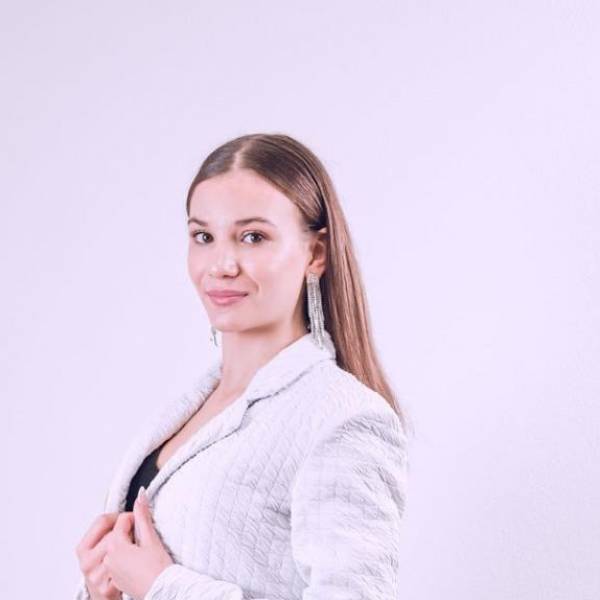 modelka s ID 04026K50OZ p017