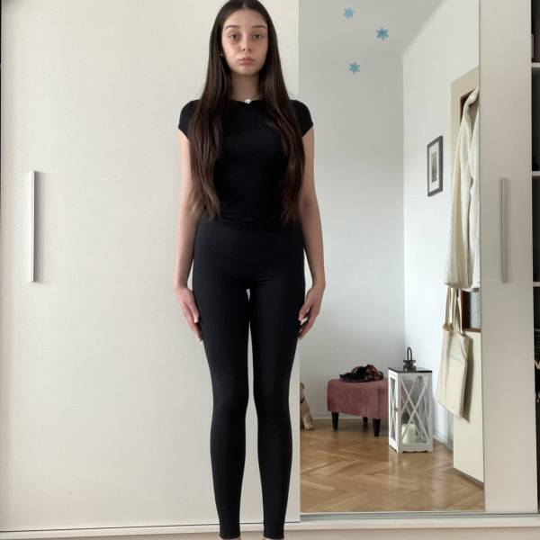 modelka s ID 04026KDZ44 p018