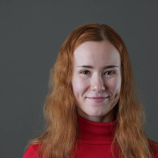 modelka s ID 040272BIEE p017