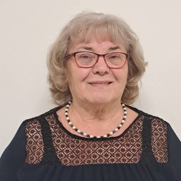 modelka s ID 040277HCPK p016