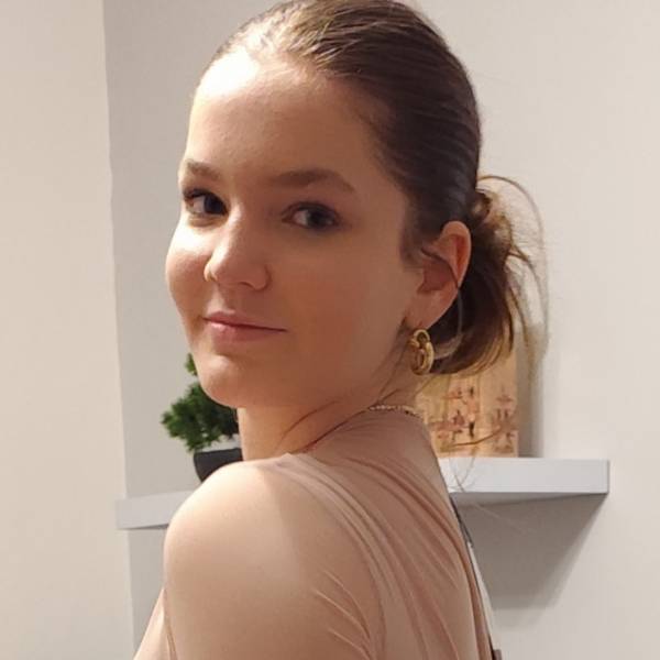 modelka s ID 04027BWI6W p019