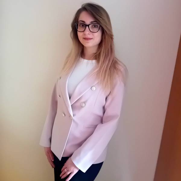 modelka s ID 04027ISBCL p018