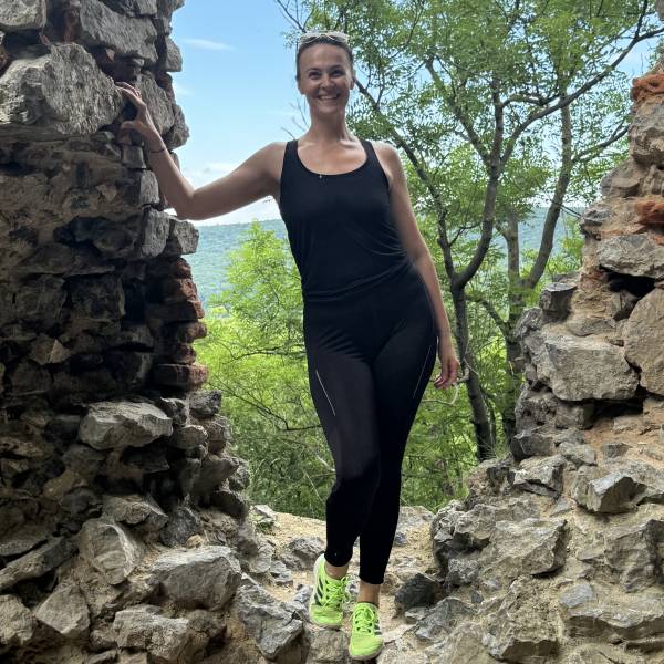 modelka s ID 04027XT7BY p018