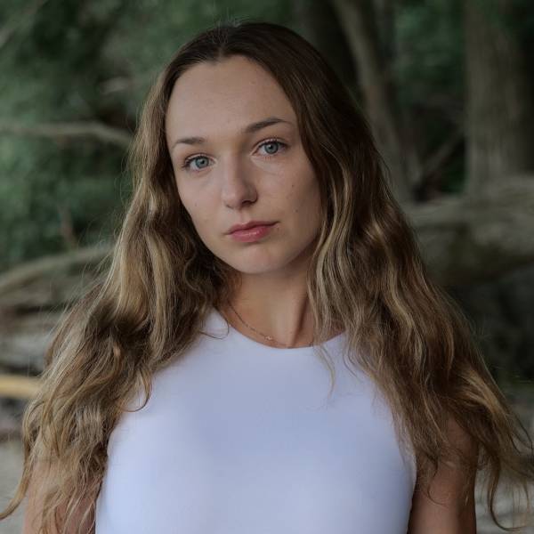 modelka s ID 040286R4MI p016