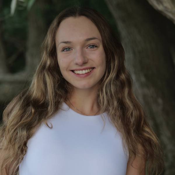 modelka s ID 040286R4MI p017