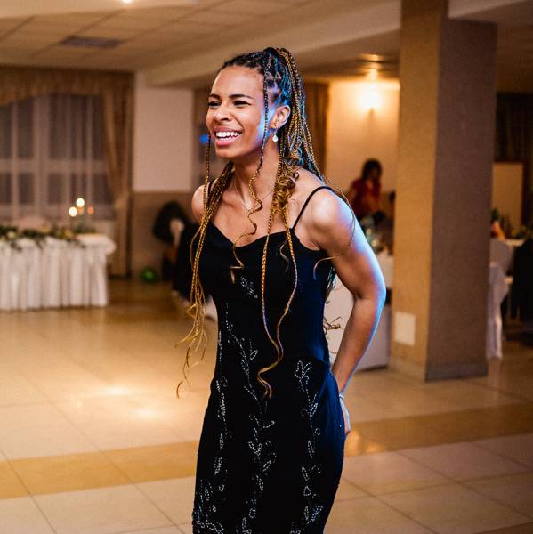 modelka s ID 04028GB5JD p018