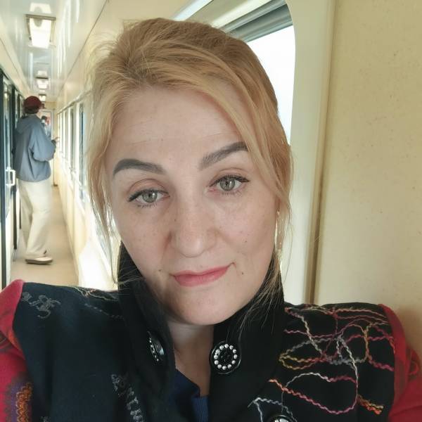 modelka s ID 04028LFGC9 p016