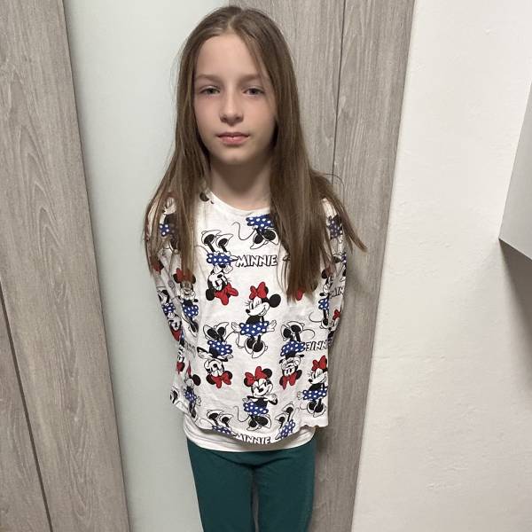 modelka s ID 04029C45DO p016