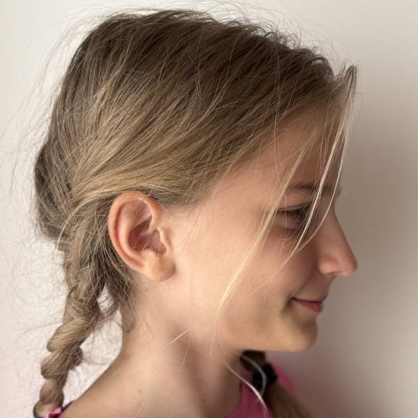 modelka s ID 04029GIVYX p019