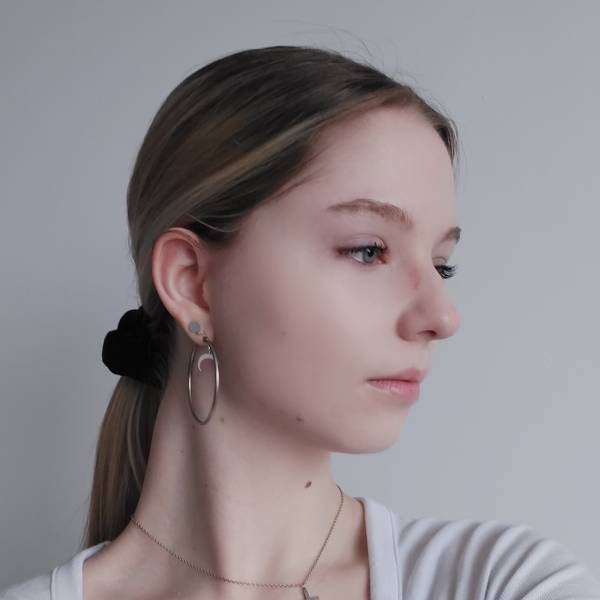 modelka s ID 0402AINDYZ p019