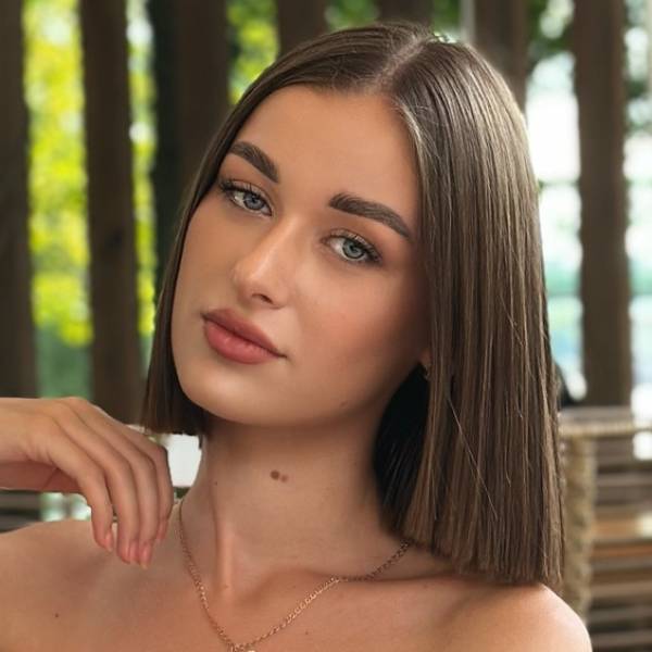 modelka s ID 0402B538IM p016